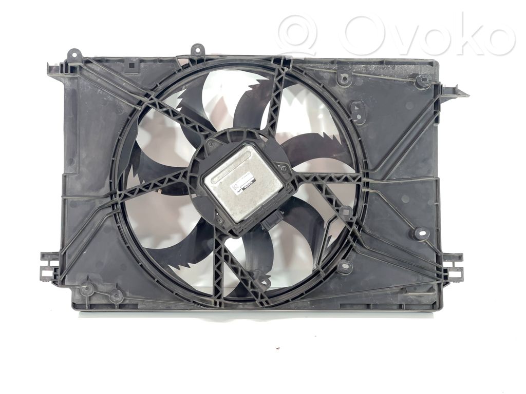 Toyota RAV 4 (XA50) Ventilador eléctrico del radiador 