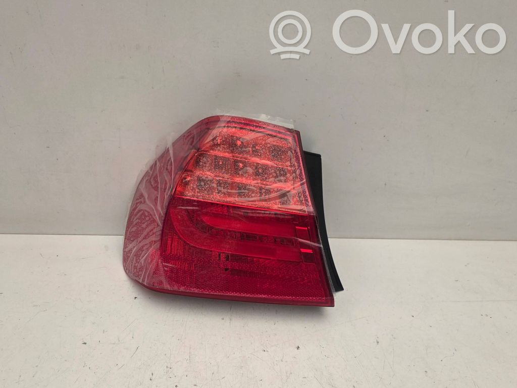 Rear/tail lights   7289425,AL04B7L41Y,21835511