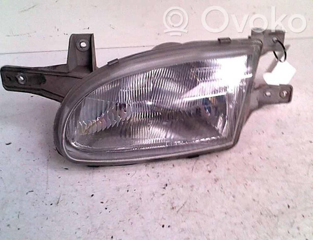 Hyundai Pony Lampa przednia 