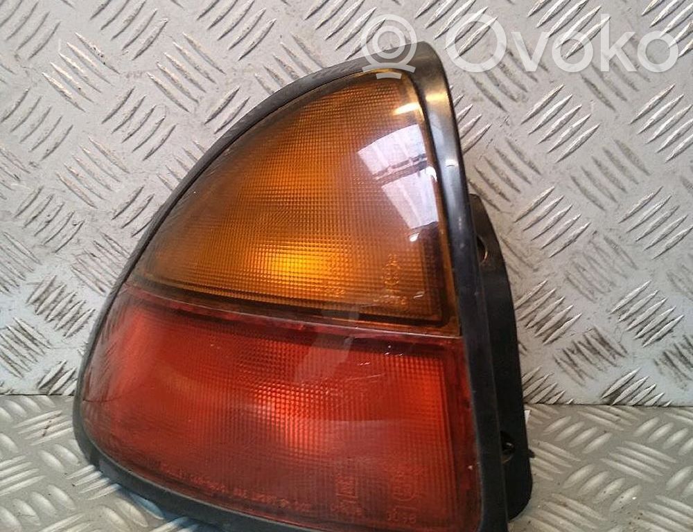Mazda 323 Takavalot 