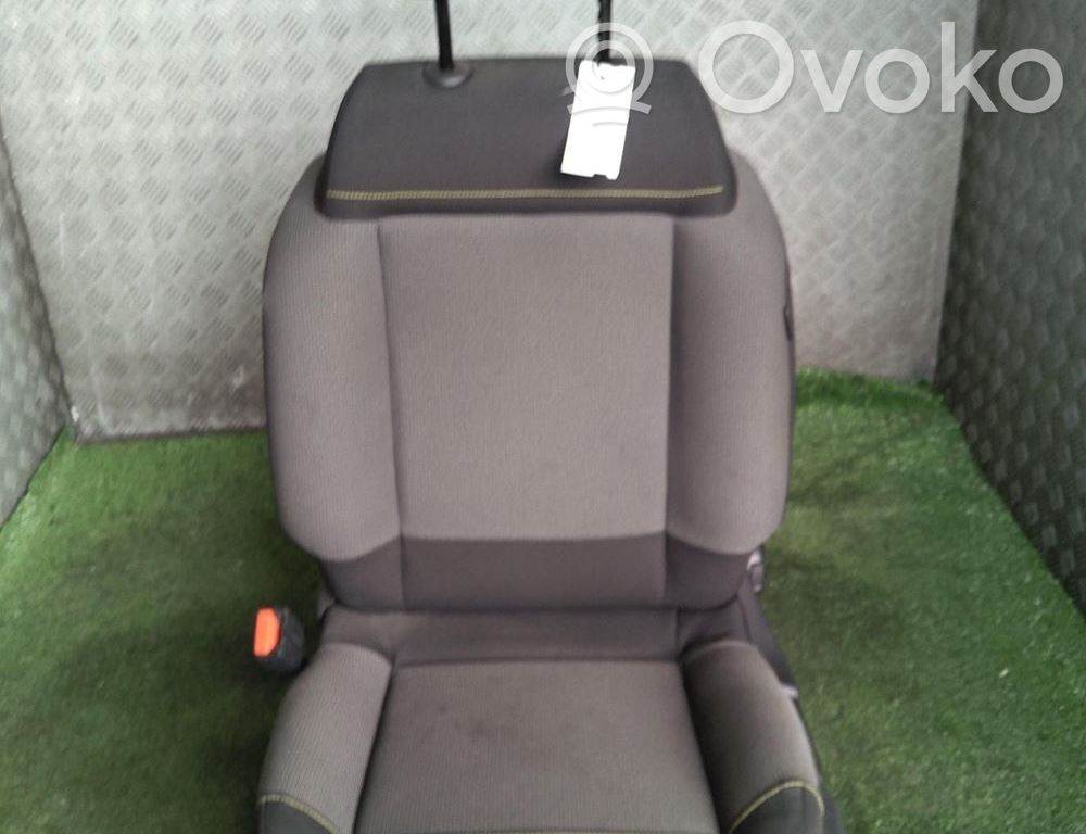Citroen C3 Kuljettajan istuin 