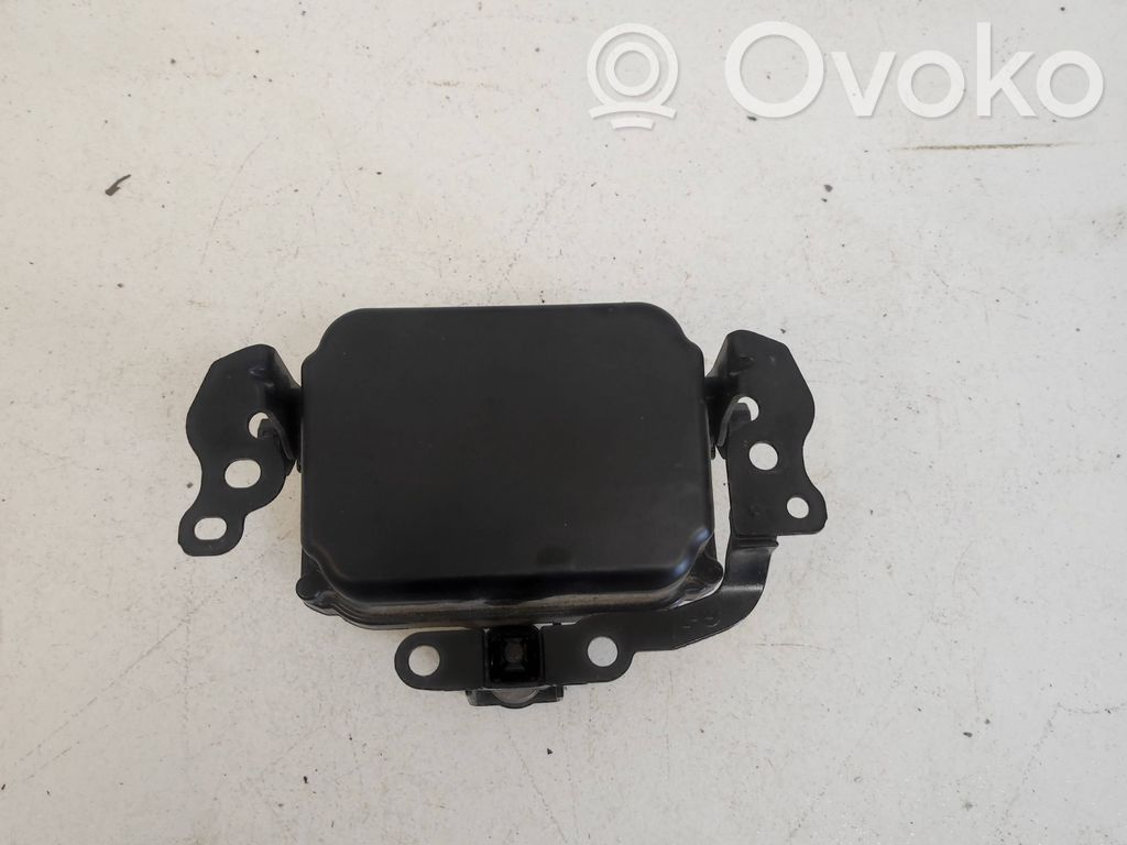Toyota RAV 4 (XA40) Radar / Czujnik Distronic 