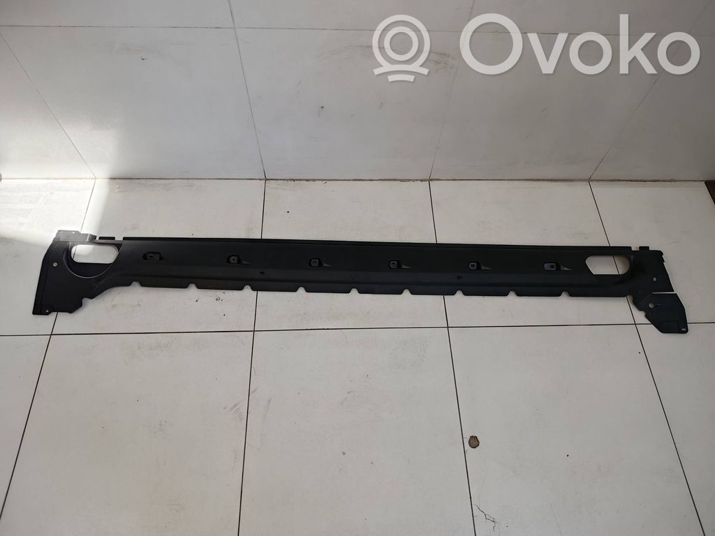 Audi Q8 e-tron Sill/side skirt trim 