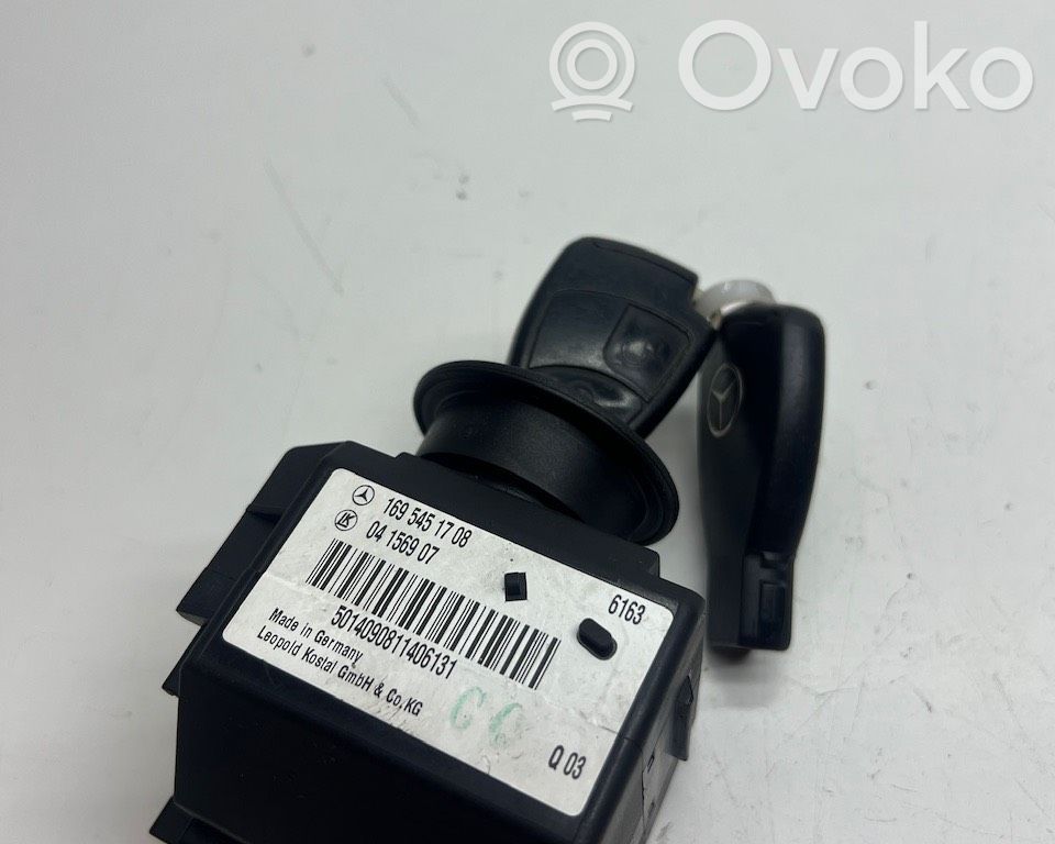 Mercedes-Benz A W169 Contact aprindere 