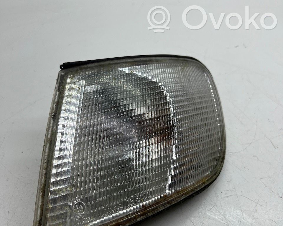 Audi A6 S6 C4 4A Front indicator light 