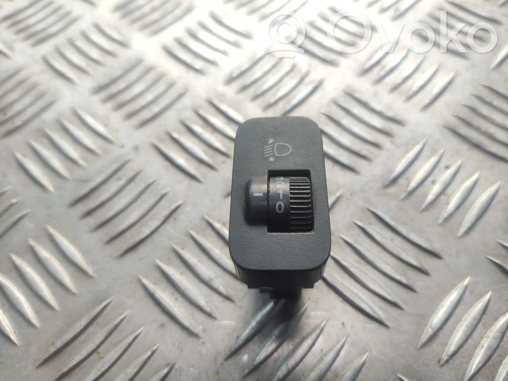 Headlight level height control switch   M20010,HJSS5A