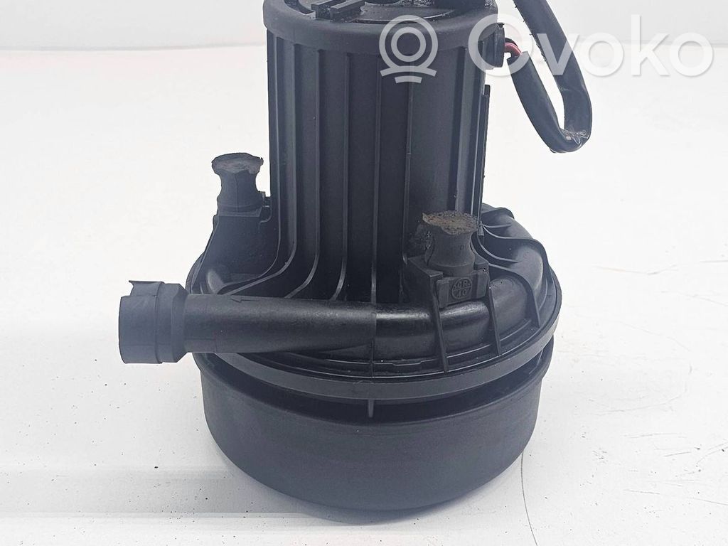 BMW 5 E60 E61 Secondary air pump 
