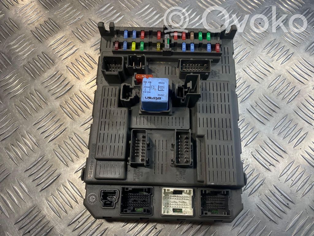 Citroen C8 Sicherungskasten 