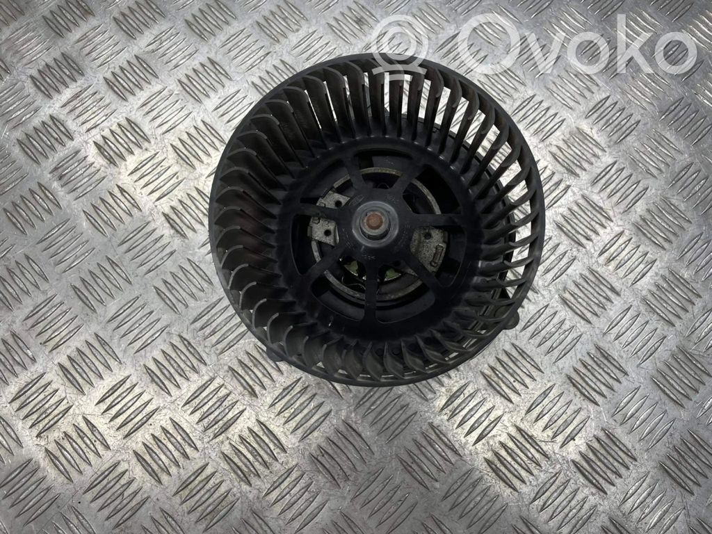 Ford Focus Mazā radiatora ventilators 