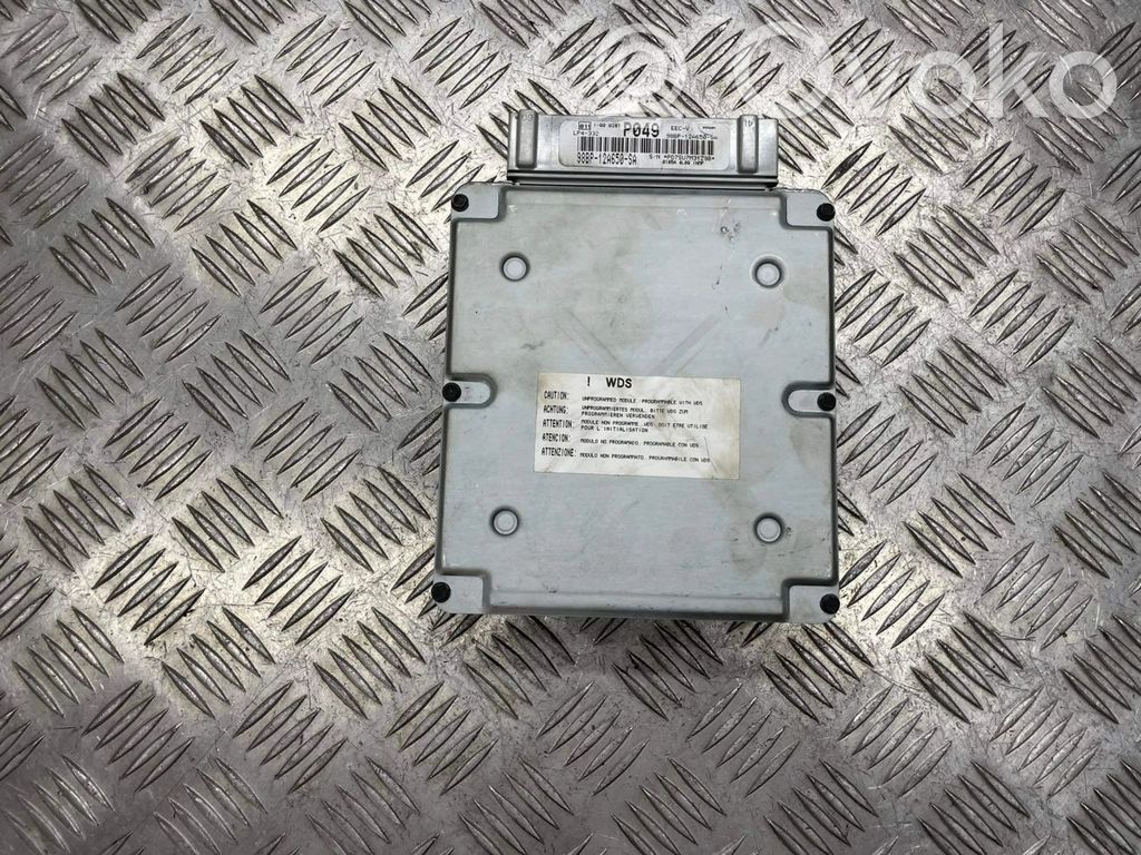 Ford Focus Engine control unit/module 