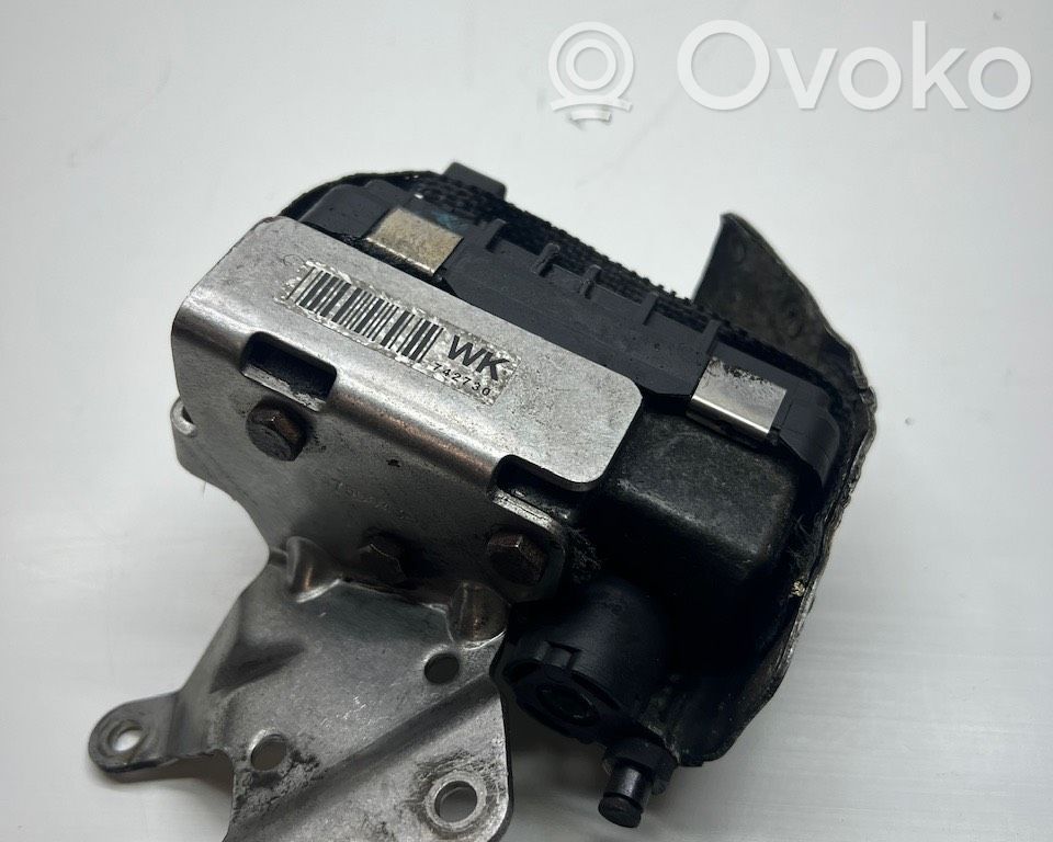 BMW 5 E60 E61 Elektrinis valdymo mechanizmas (turbinos) 