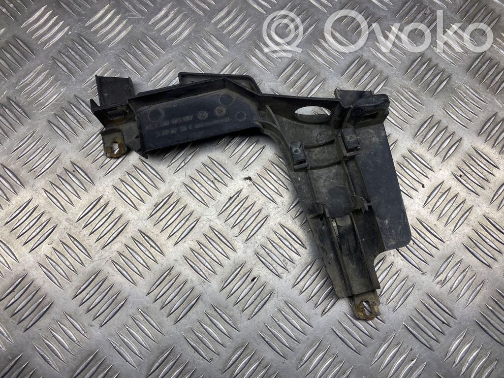 BMW 3 E46 Headlight/headlamp mounting bracket 