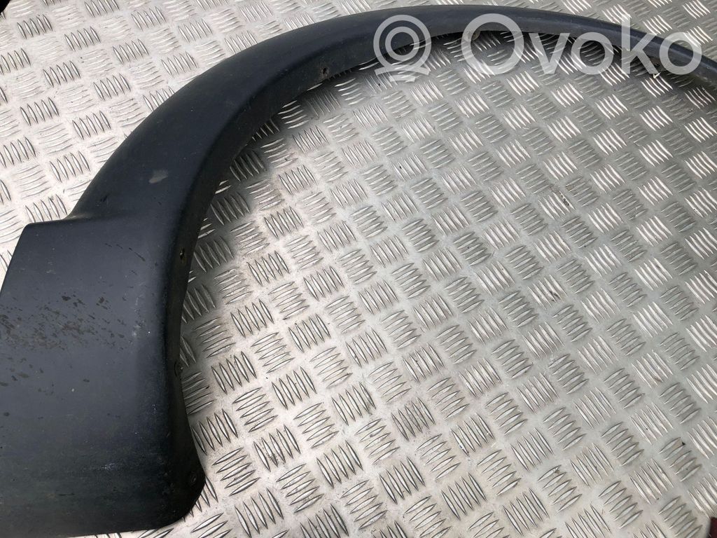 Volvo XC70 Front arch trim 