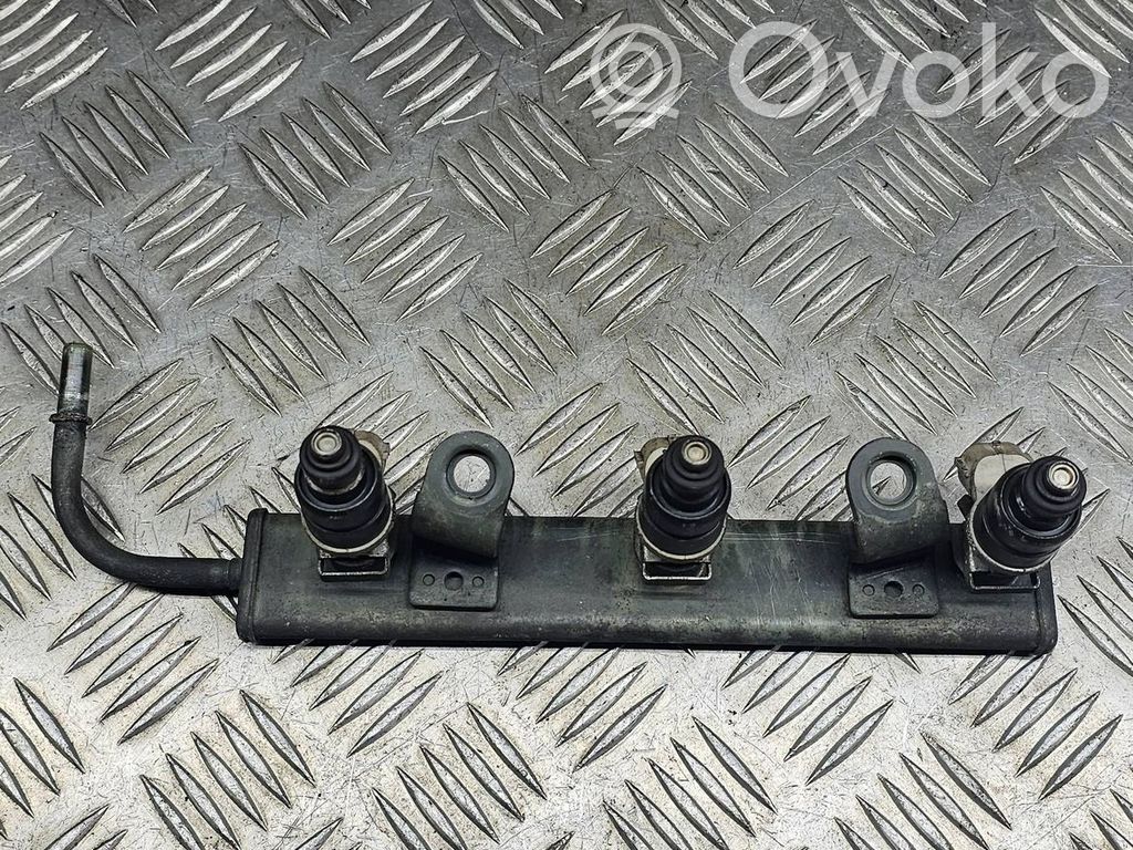 Inyector de combustible   MR988977