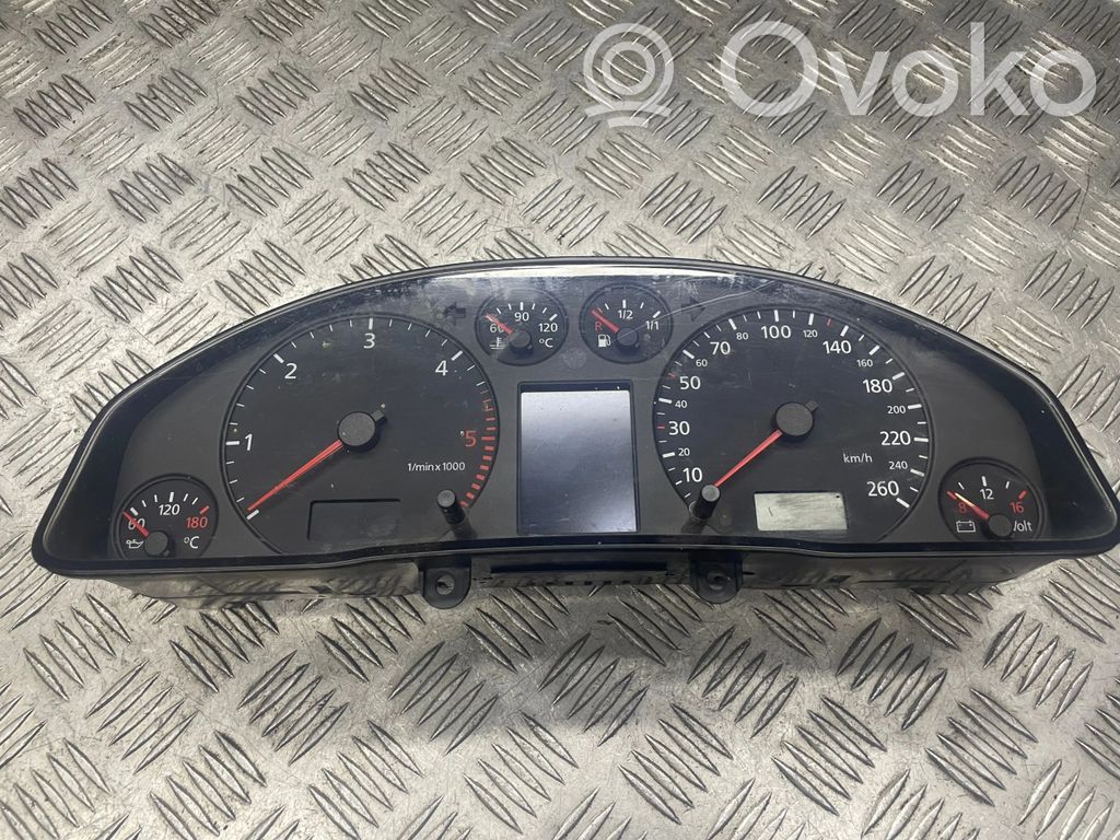 Audi A6 S6 C5 4B Speedometer (instrument cluster) 