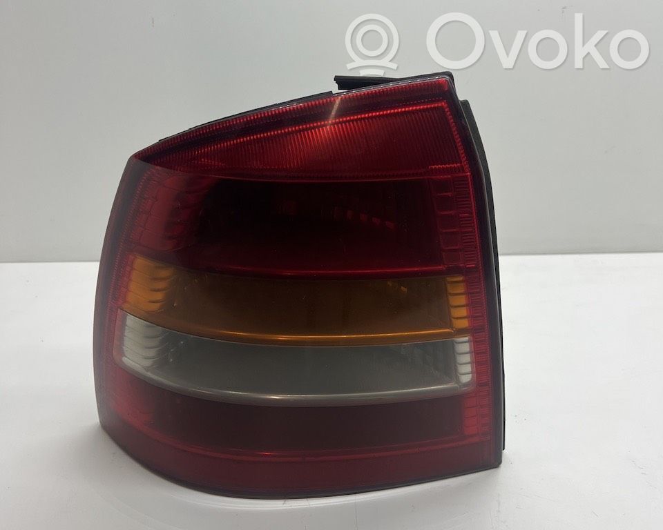 Opel Astra G Lampa tylna 
