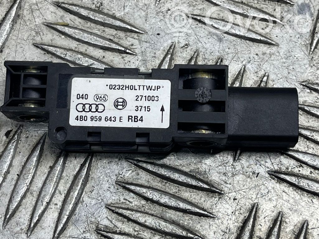 Audi A6 S6 C5 4B Czujnik uderzenia Airbag 