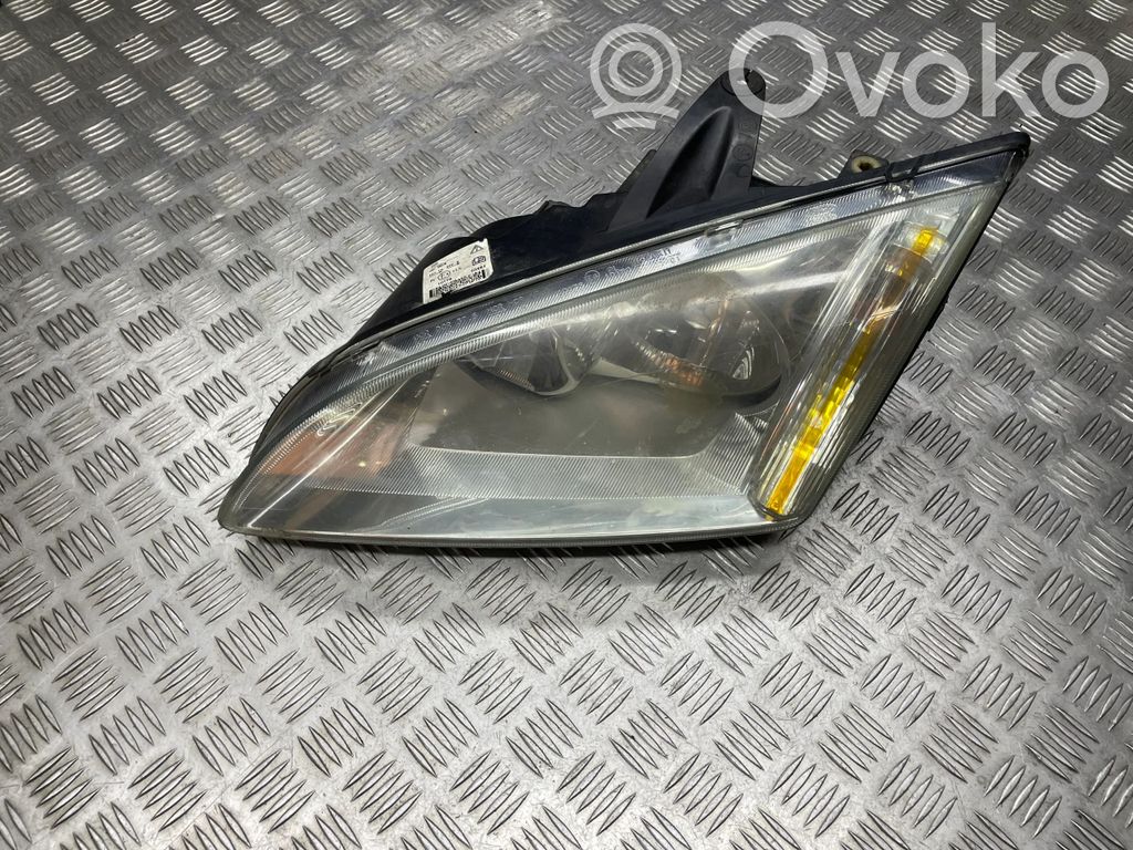 Ford Focus Headlight/headlamp 
