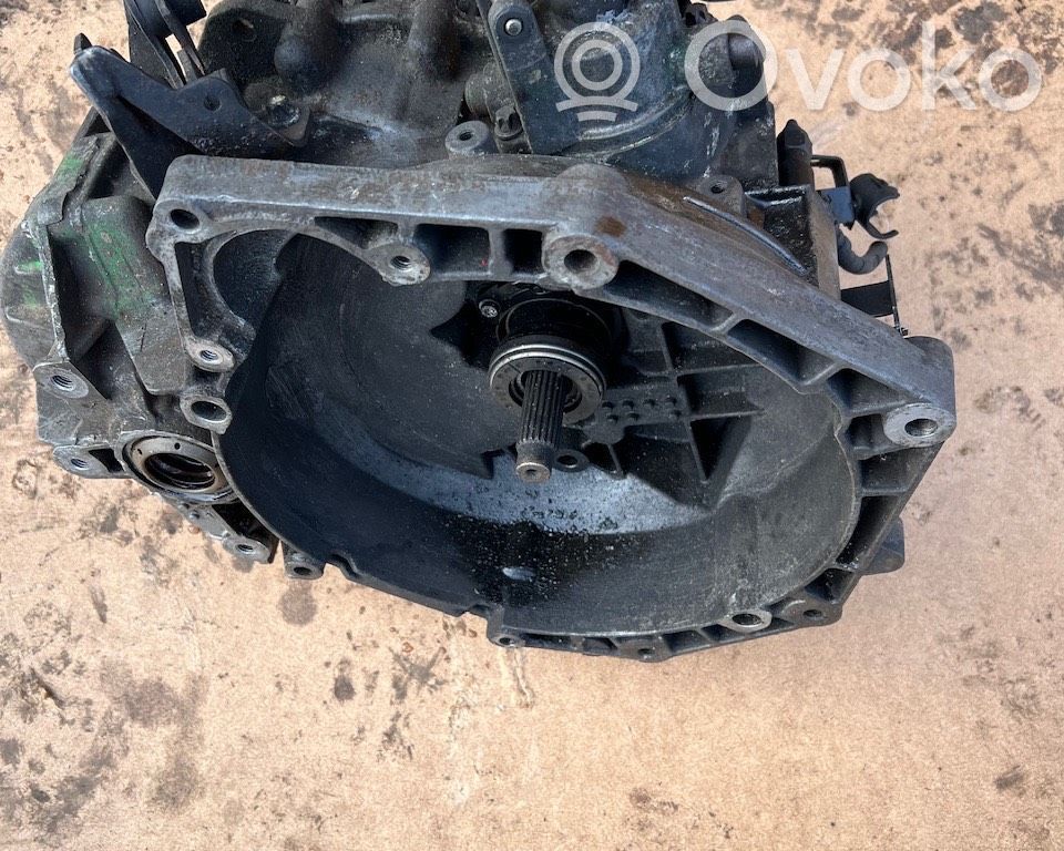 Opel Zafira B Scatola del cambio manuale a 6 velocità 