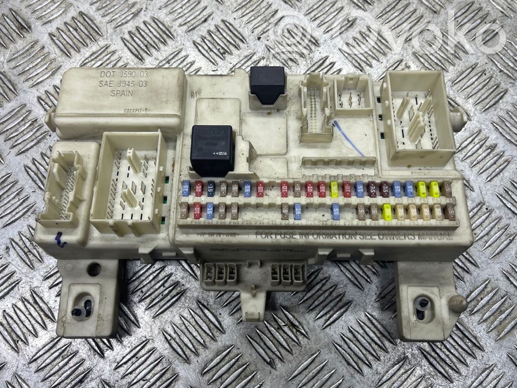 Volvo S40 Fuse module 