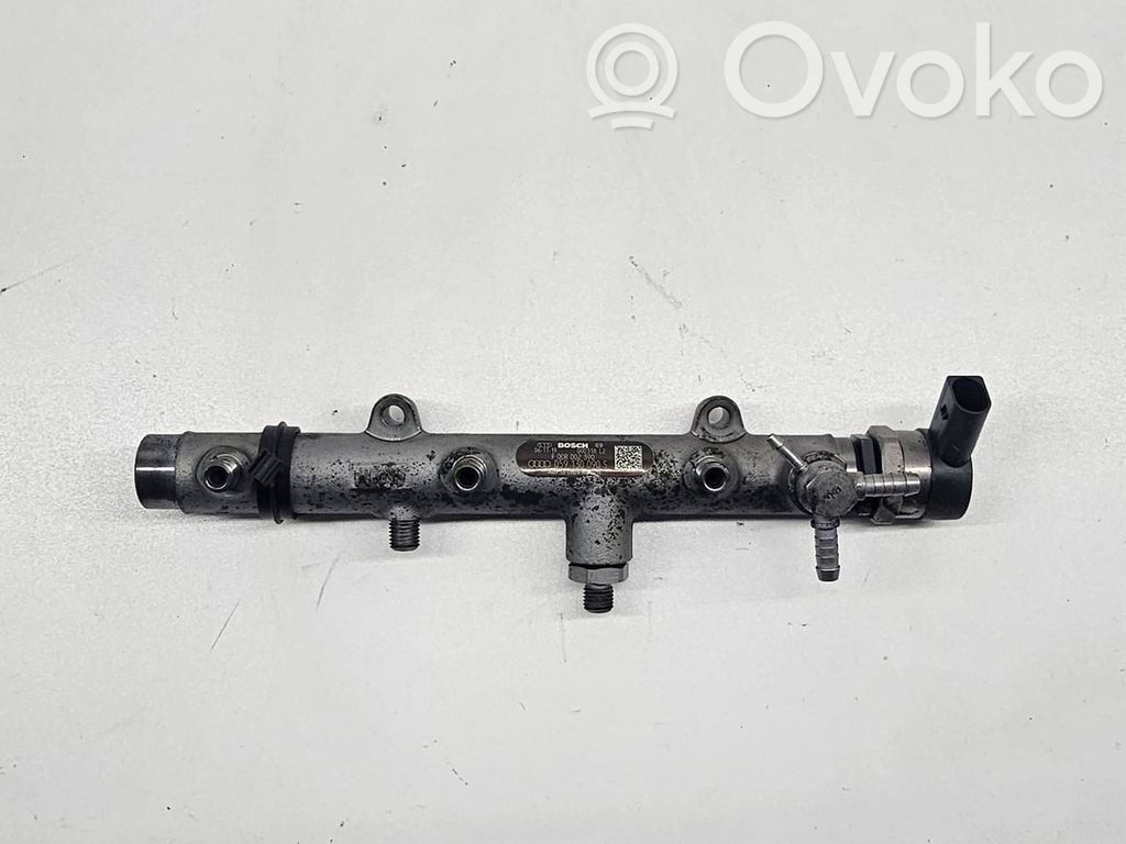 Volkswagen Phaeton Fuel main line pipe 