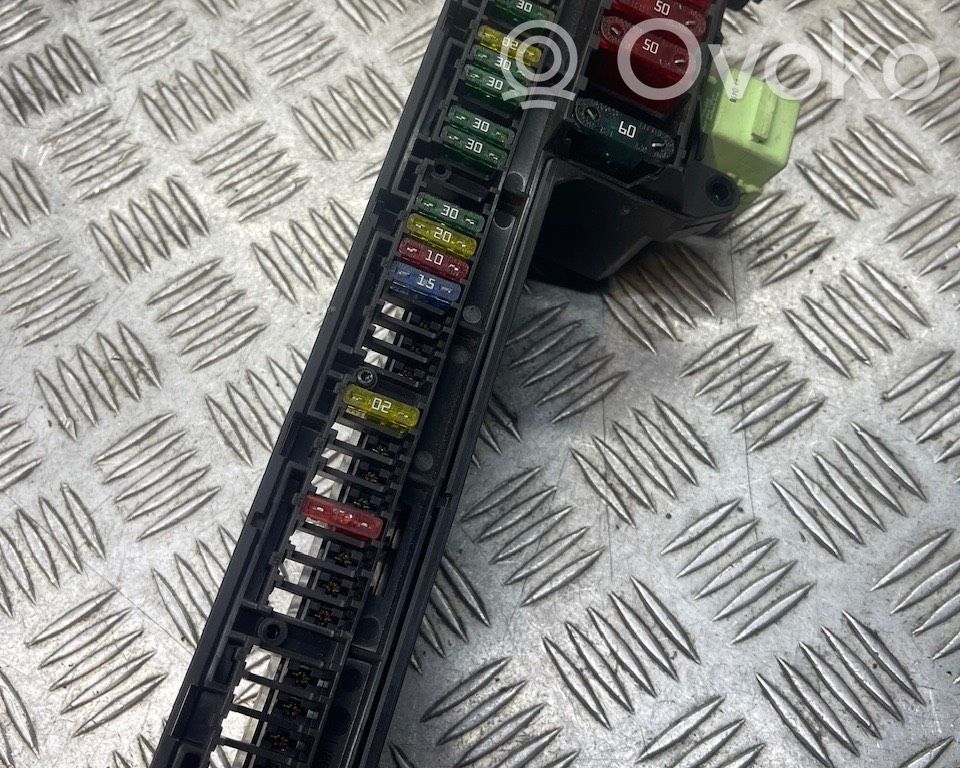 Fuse module   693245201,106887