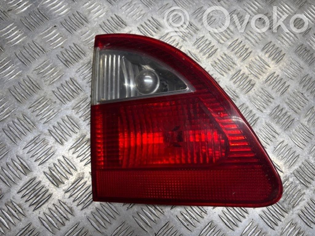 Ford Galaxy Lampy tylnej klapy bagażnika 