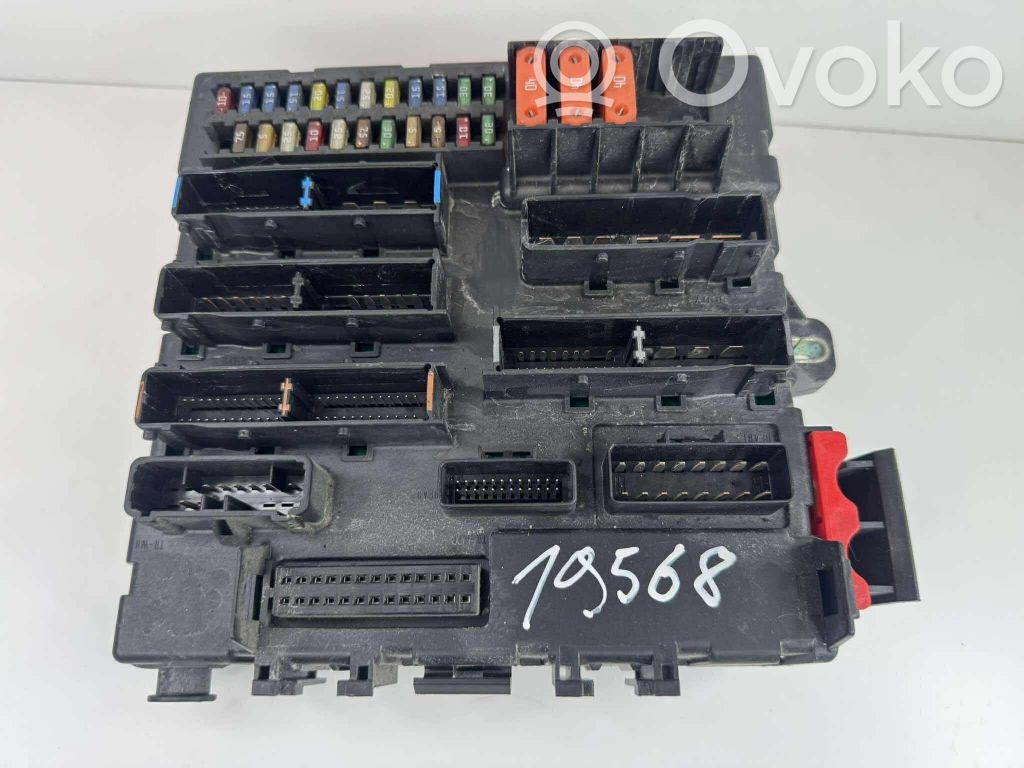 Opel Signum Fuse module 