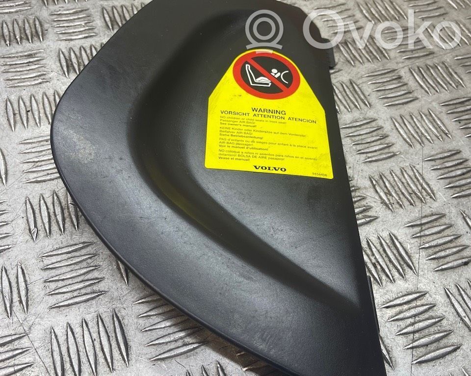 Volvo S60 Boczny element deski rozdzielczej 
