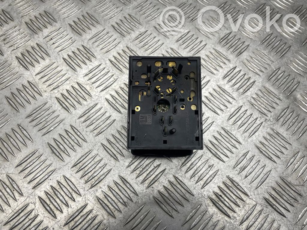 Opel Astra G Light switch 