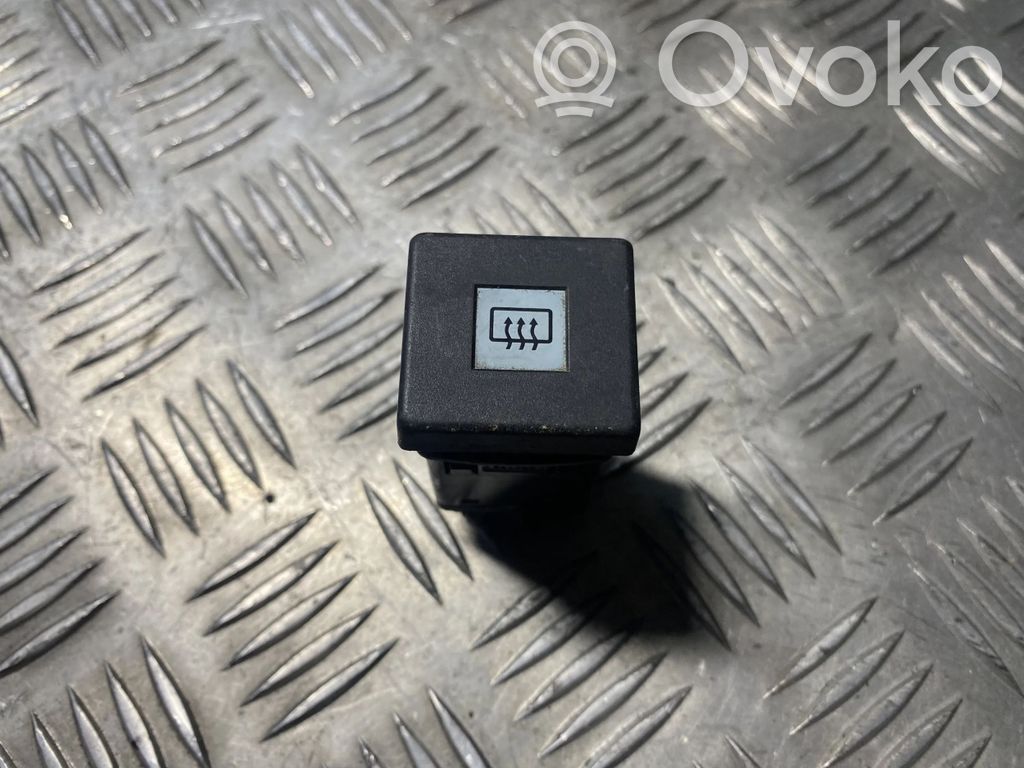 Opel Astra G Windscreen/window heater switch 