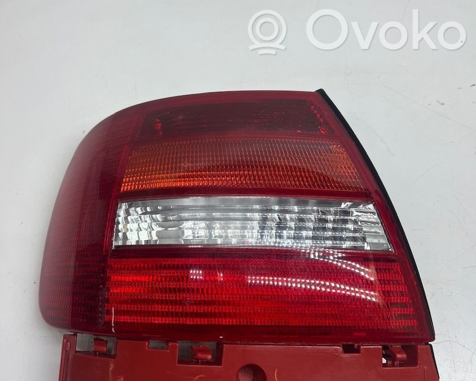 Takavalot   8D0945095G