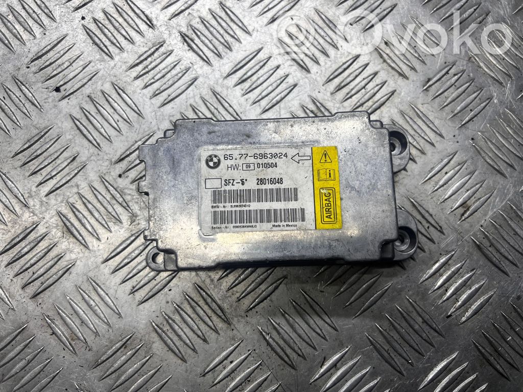 BMW 5 E39 Airbag control unit/module 
