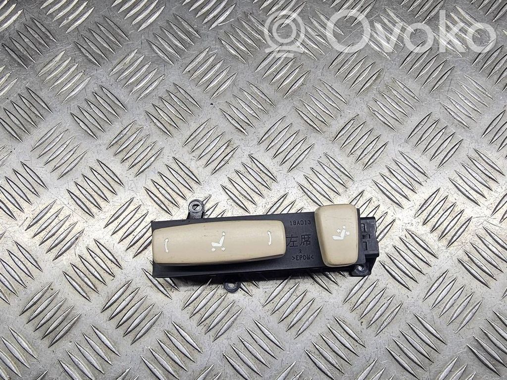 Lexus RX 300 Seat control switch 