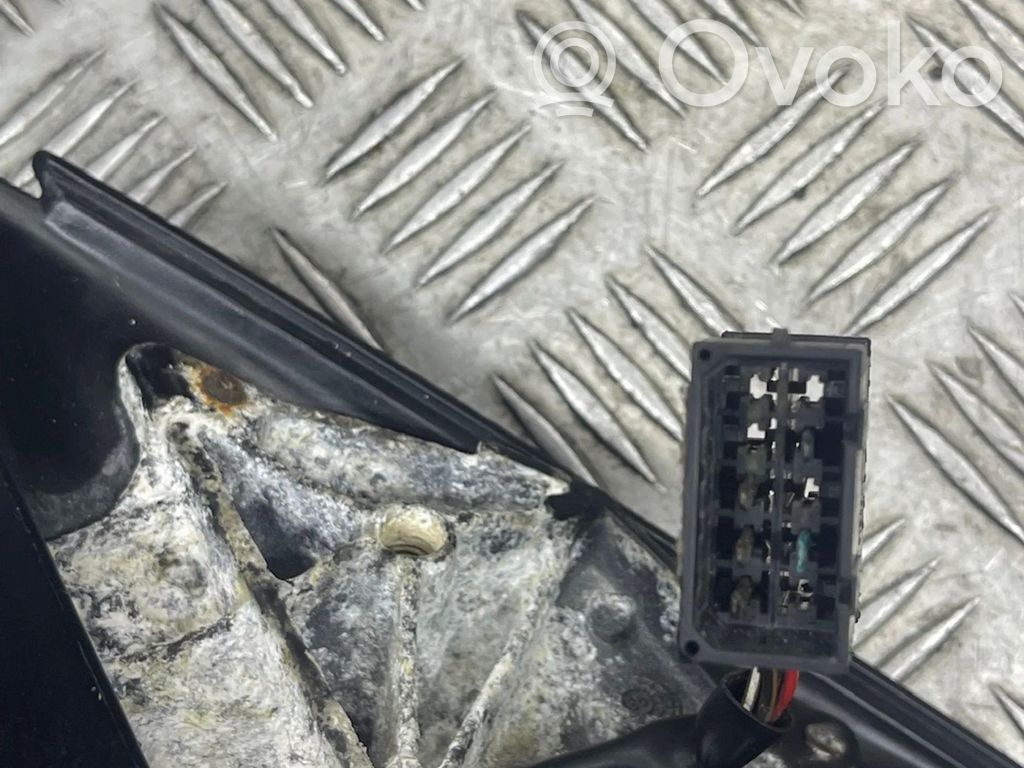 Audi A4 S4 B5 8D Elektryczne lusterko boczne drzwi przednich 