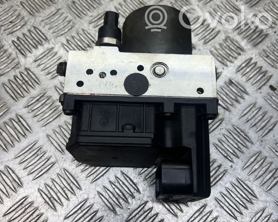 BMW 7 E65 E66 ABS Pump 