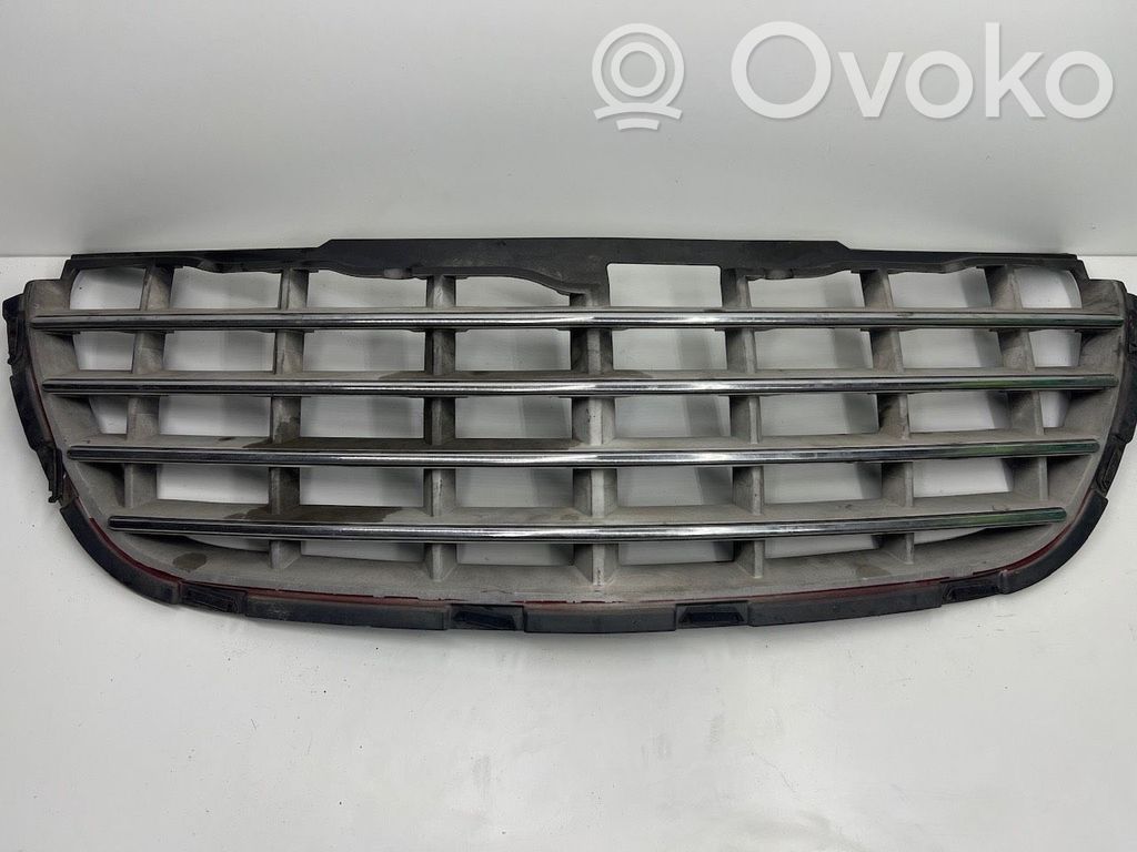 Chrysler Pacifica Front grill 