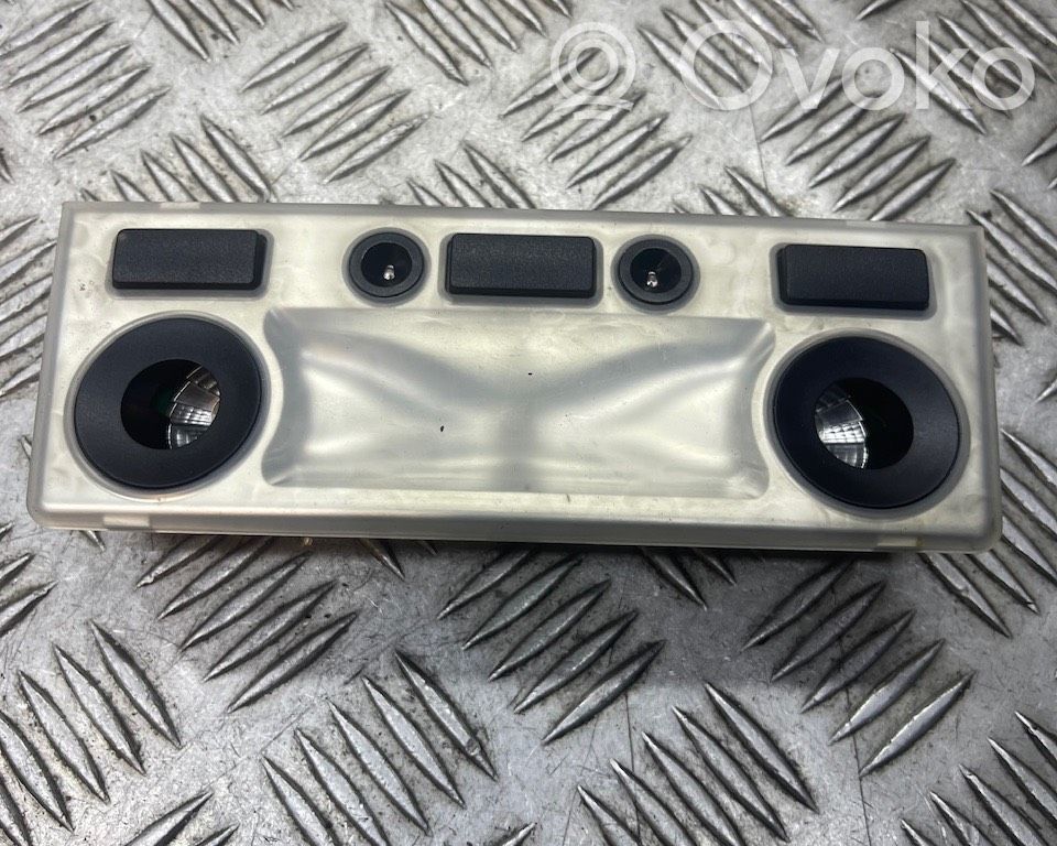 BMW 5 E60 E61 Światło fotela przedniego 