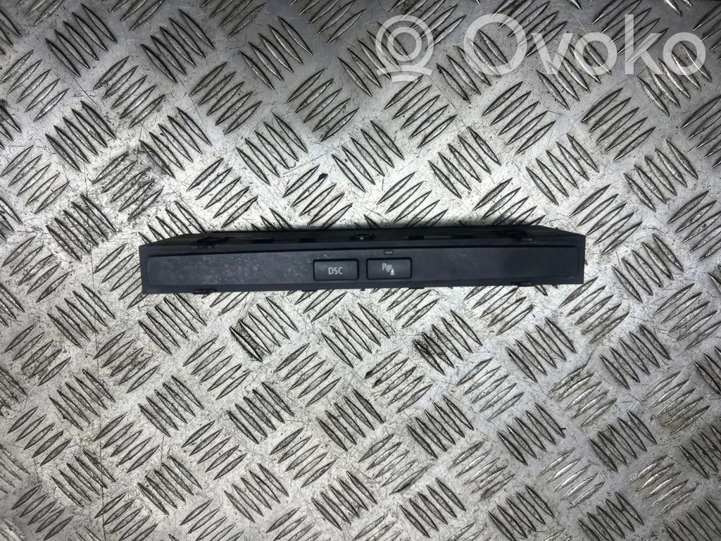 BMW 5 E60 E61 Przycisk / Włącznik czujnika parkowania PDC 