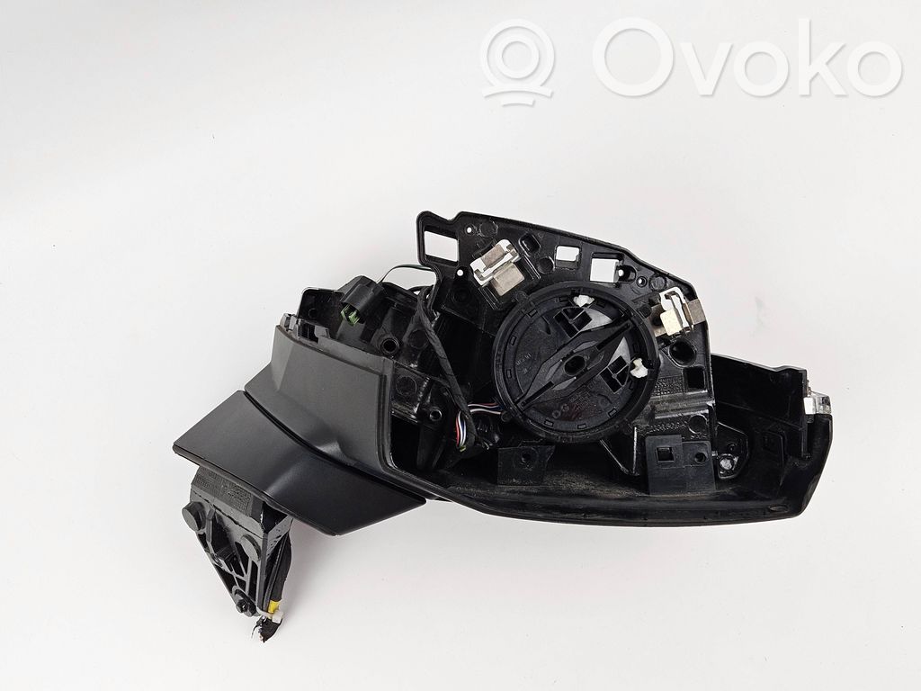 Audi Q7 4M Front door electric wing mirror 