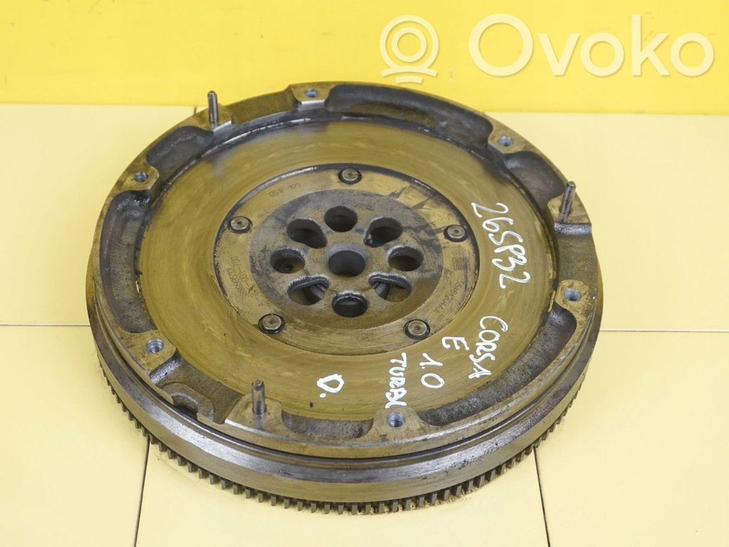 Opel Corsa E Divmasu spararats 