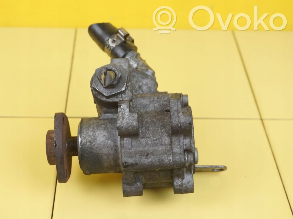 BMW 3 E90 E91 Power steering pump 