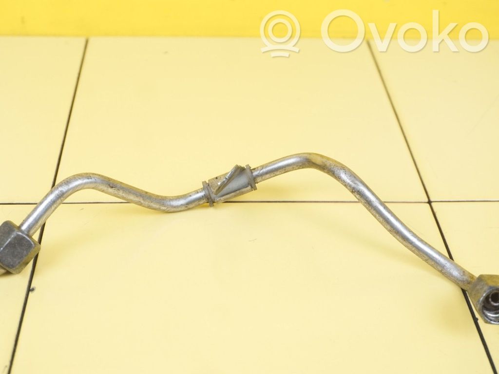 Nissan Pulsar Fuel line pipe 