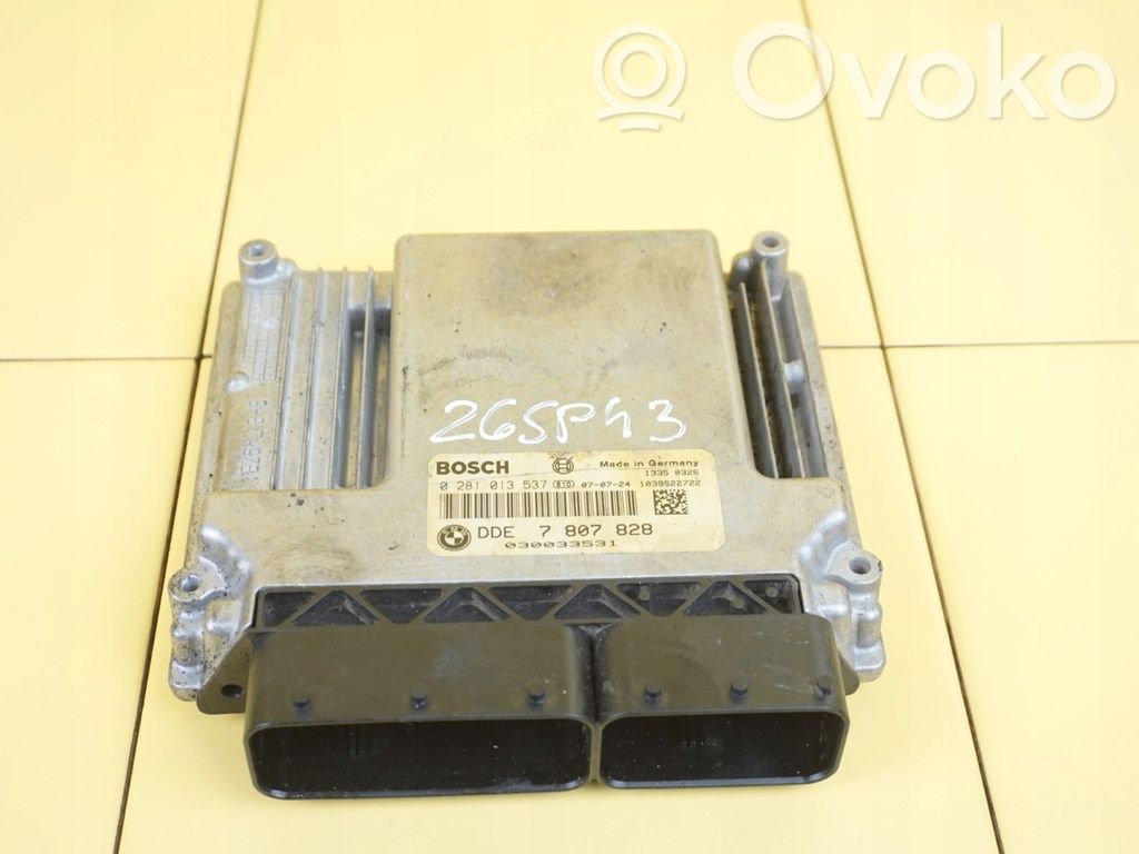 BMW 3 E90 E91 Dzinēja vadības bloks 
