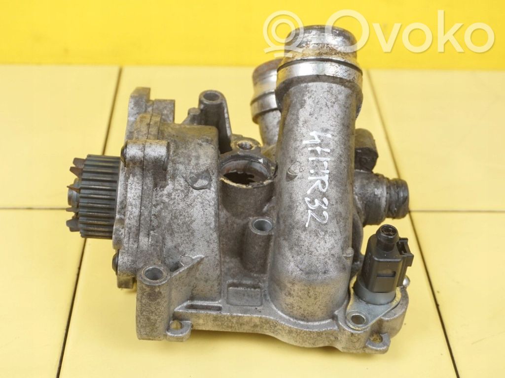 Skoda Octavia Mk2 (1Z) Water pump 