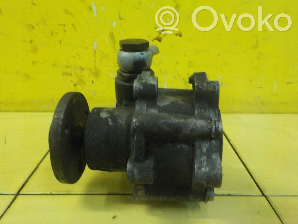 BMW 3 E90 E91 Power steering pump 