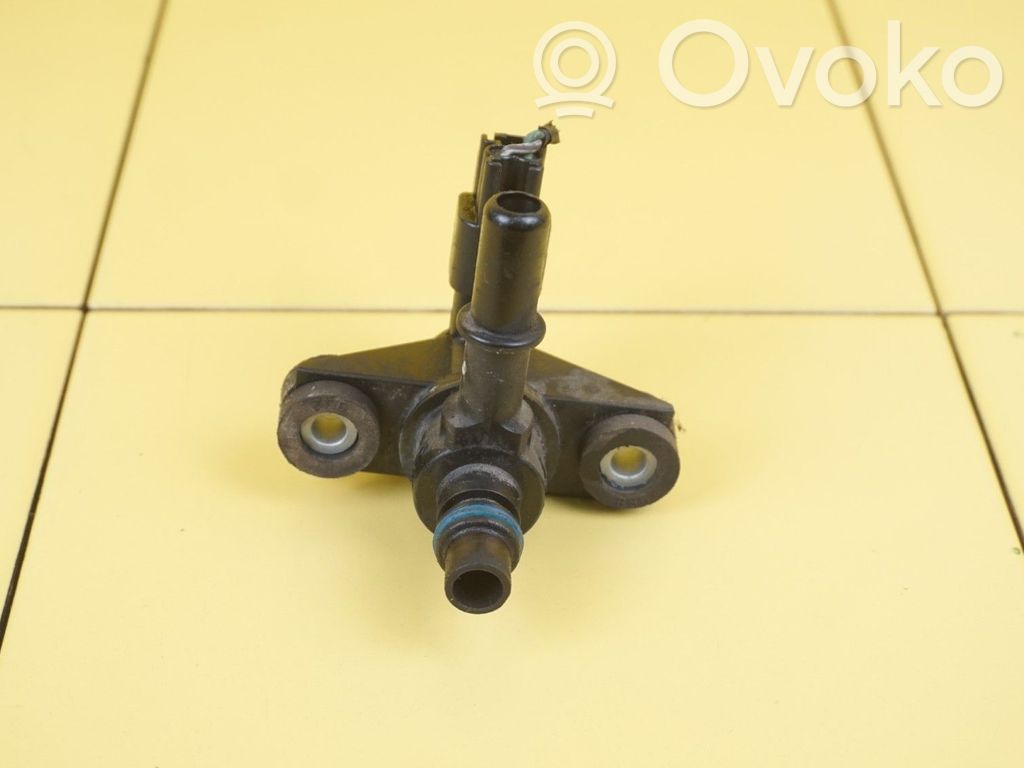 Ford Mondeo MK V Degvielas spiediena mērītājs 