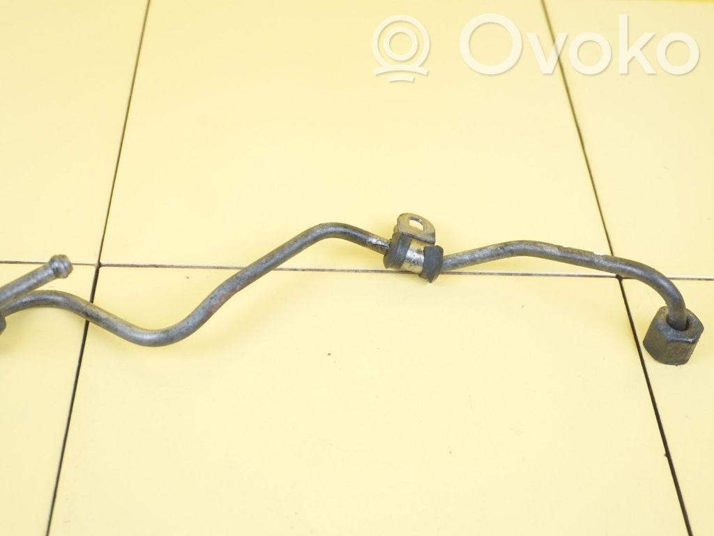 Skoda Rapid (NH) Fuel line pipe 