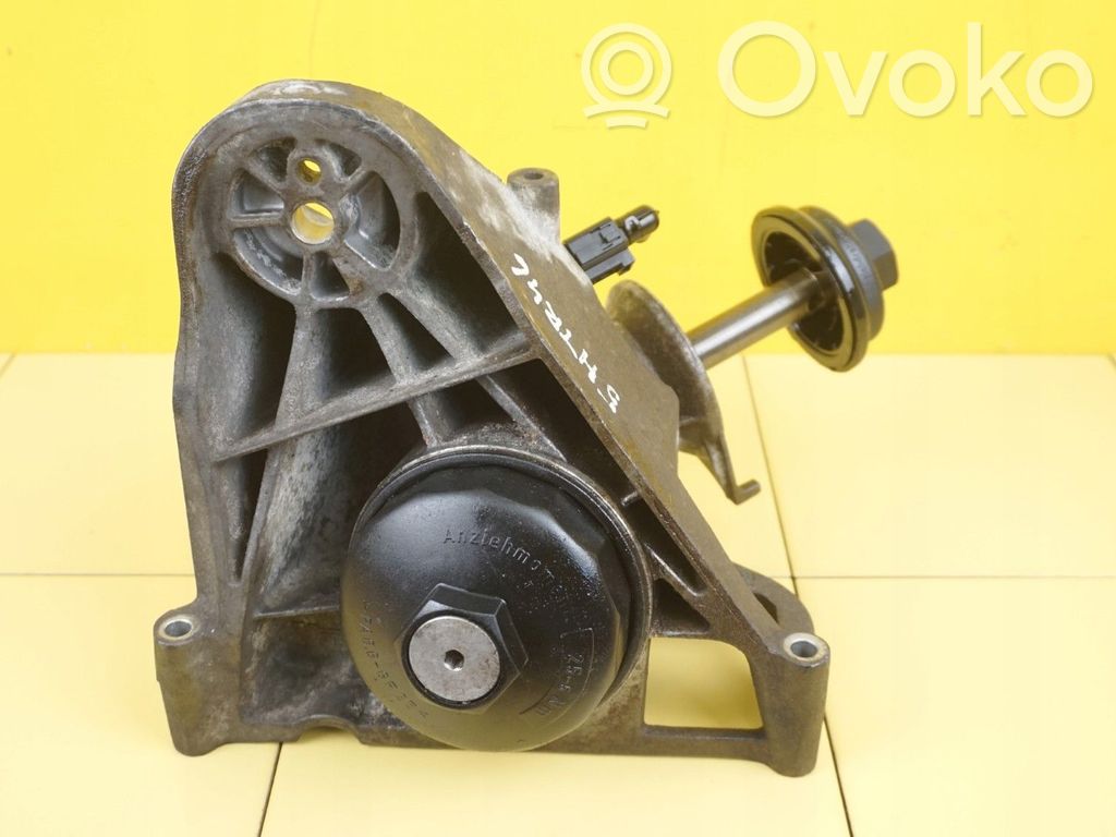 Porsche Cayenne (9PA) Oil filter mounting bracket 