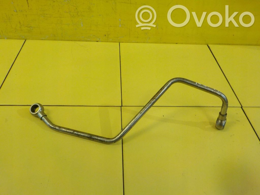 Volkswagen Tiguan Tubo flessibile mandata olio del turbocompressore turbo 